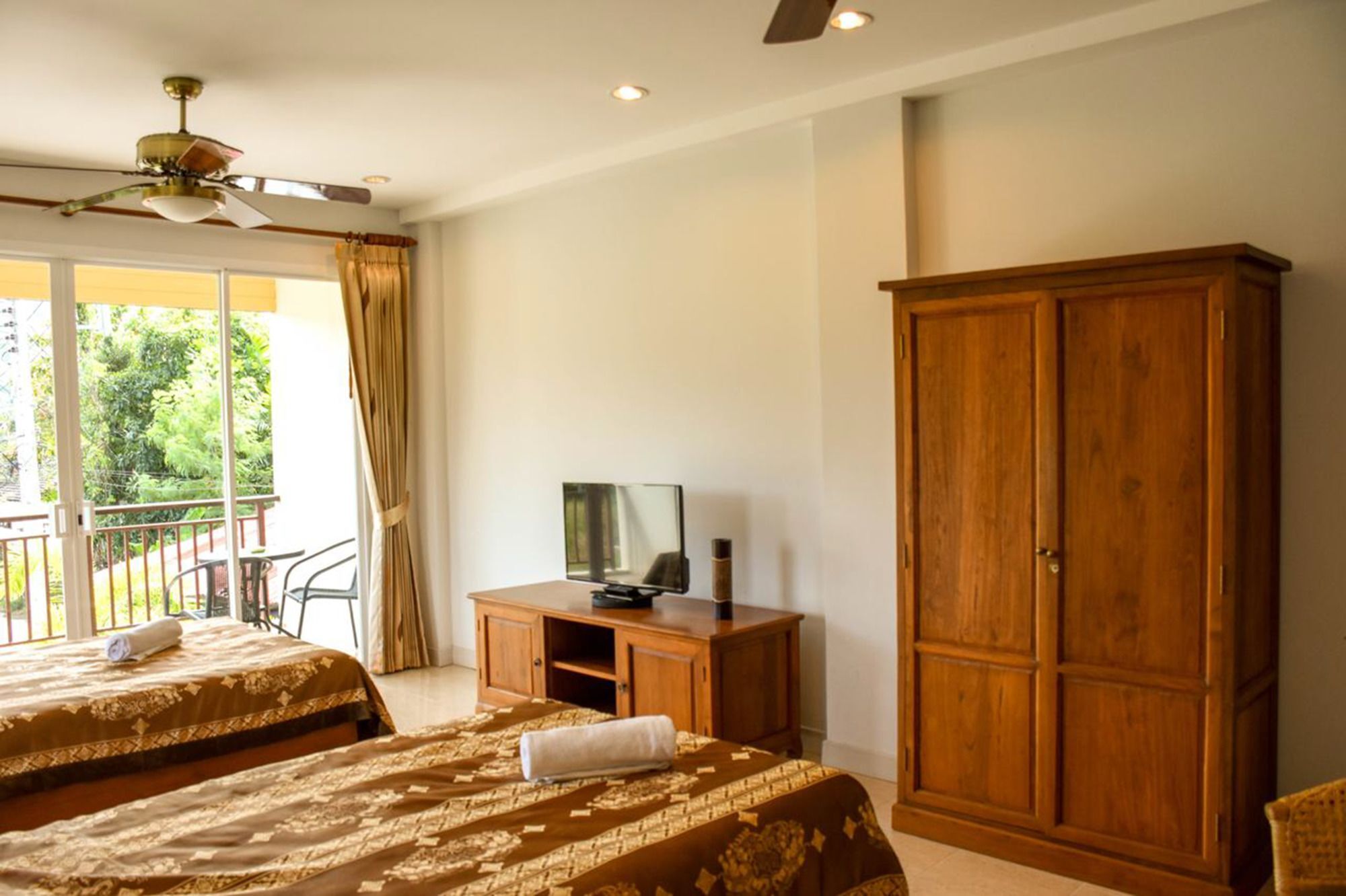 Baan Rosa Bangtao Beach Bang Tao Beach  Exterior photo